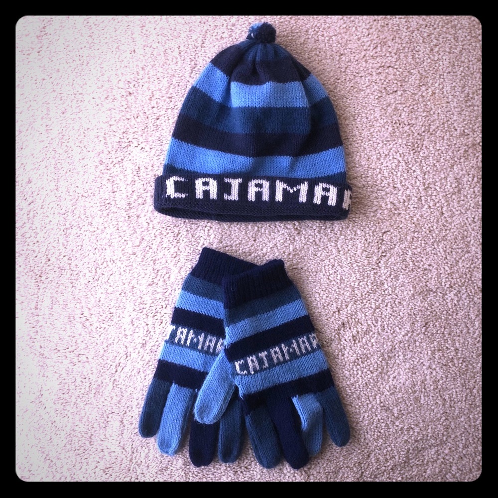 Hand knit beanie and mittens set!